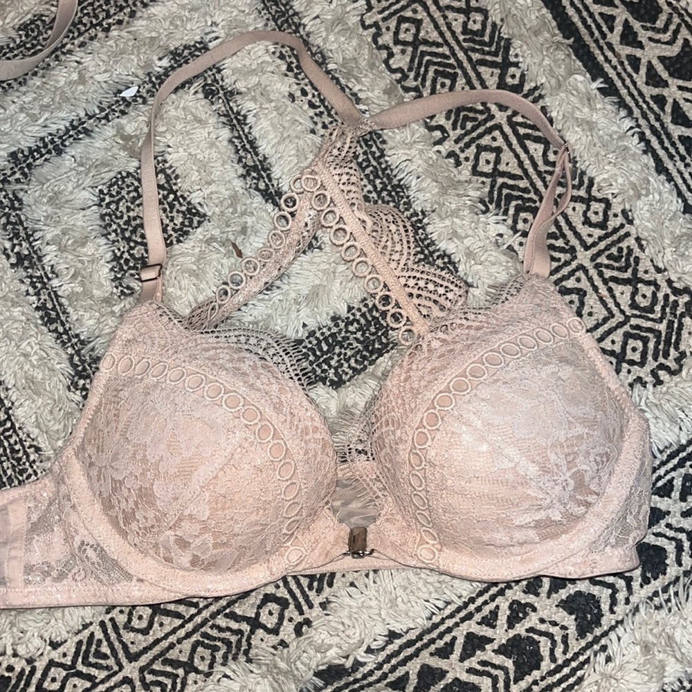 Victoria’s Secret dream angels collection bra